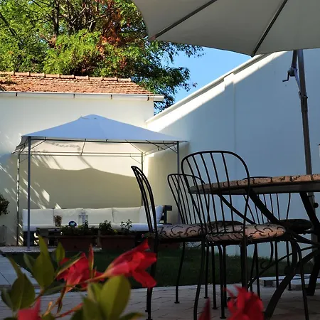 Giu Le Stelle Bed & Breakfast